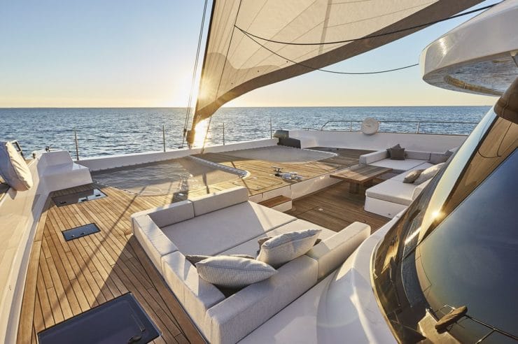 location-catamaran-yacht-charter-MY-7x-Sunreef-80