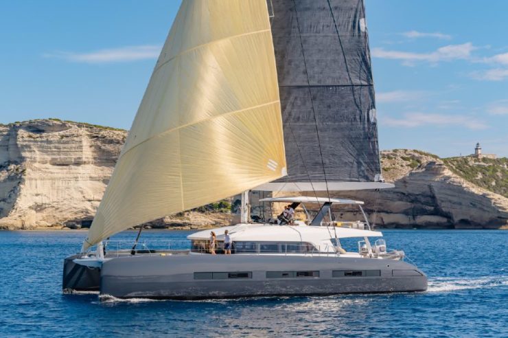 location-catamaran-yacht-charter-MY-babac-costa-rica