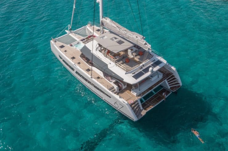 location-catamaran-yacht-charter-SY-number-nine-greece