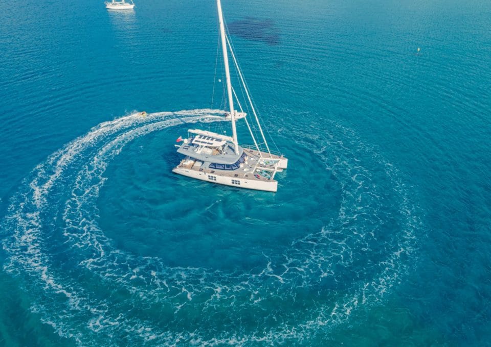 location-yacht-charter-catamaran-Corsica-SY-adea