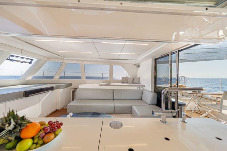 location-yacht-charter-catamaran-Corsica-SY-adea