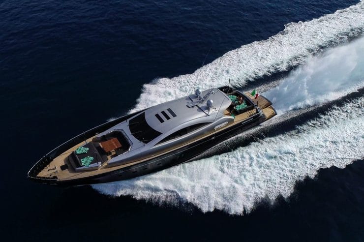 location-yacht-charter-MY-alemia-Italy