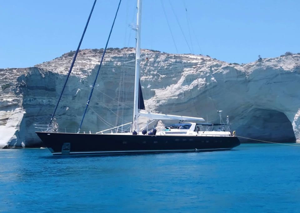 location-sailing-yacht-charter-SY-amadeus-Greece