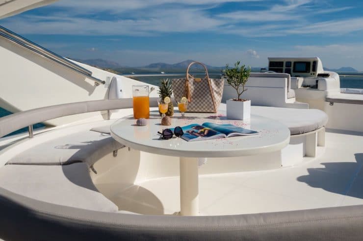 location-yacht-charter-MY-amor-Greece
