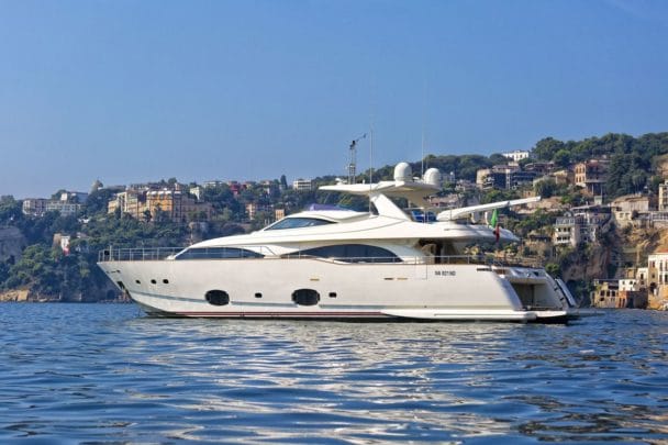 location-yacht-charter-MY-anne-marie-Amalfi-Ischia