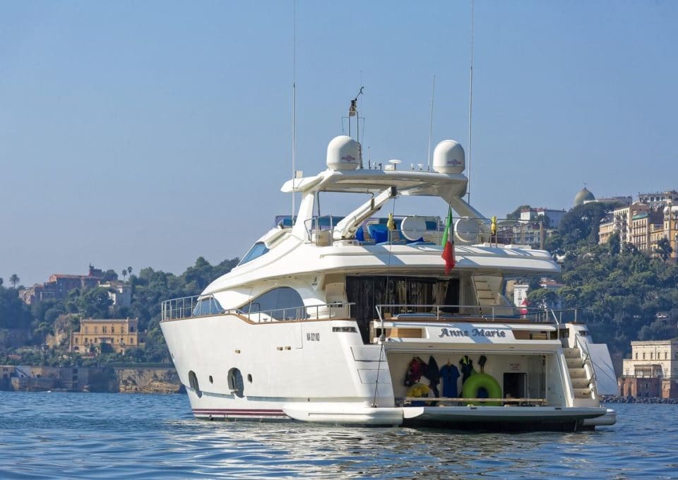 location-yacht-charter-MY-anne-marie-Amalfi-Ischia