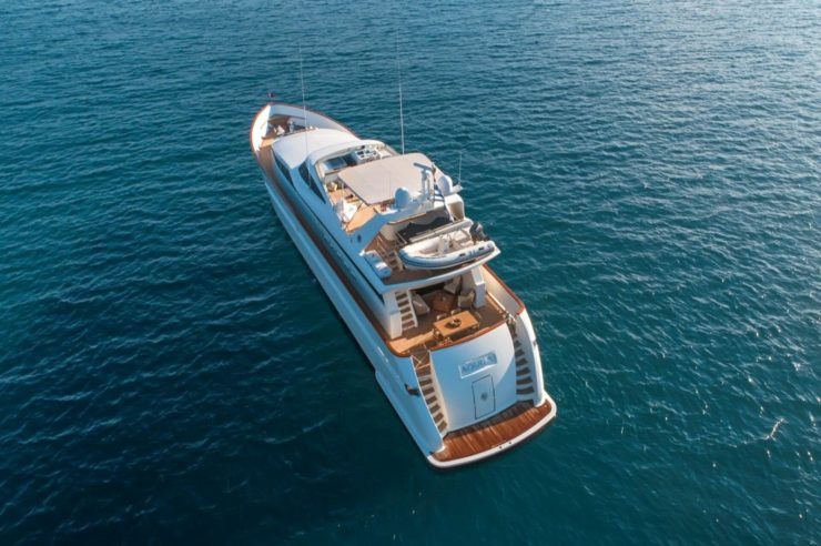 location-yacht-charter-MY-aquila-Greece-1