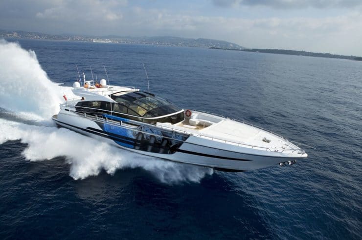 location-yacht-charter-MY-astro-speed-water-toys