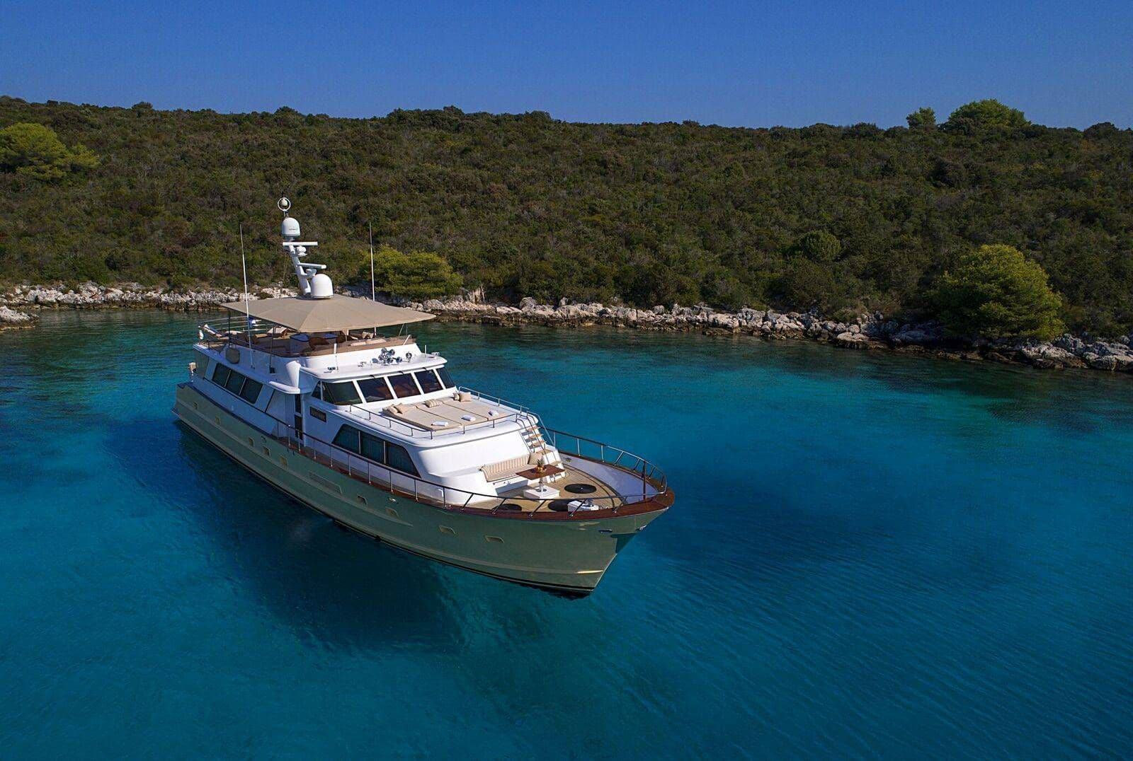 location-yacht-charter-MY-auriane-Greece-Croatia