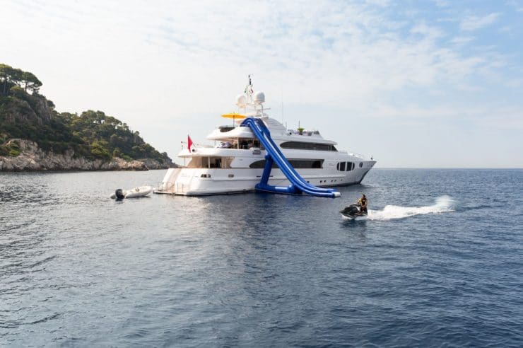 location-yacht-charter-MY-bina-French Riviera