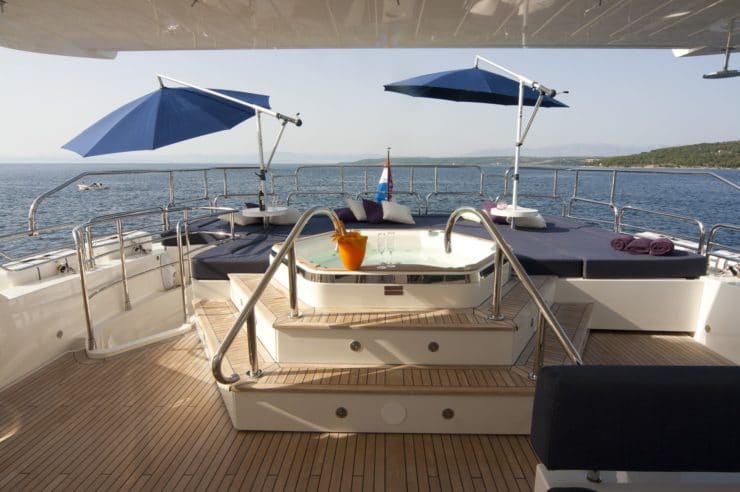 location-yacht-charter-MY-cassiopeia-Croatia