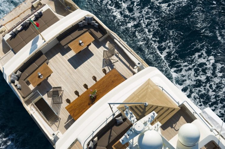 location-yacht-charter-MY-cloud-atlas-Corsica-Sardinia