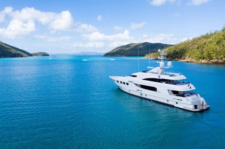 location-yacht-charter-MY-de-lisle-III-French Polynesia