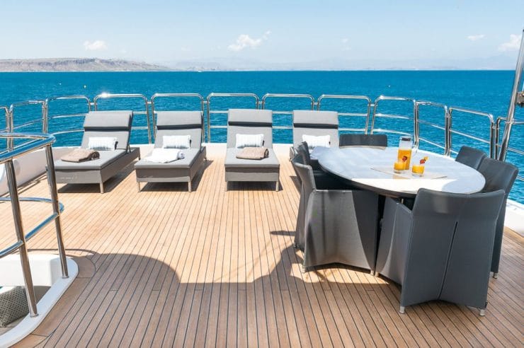 location-yacht-charter-MY-elena-nueve-Balearic-Costa-del-sol
