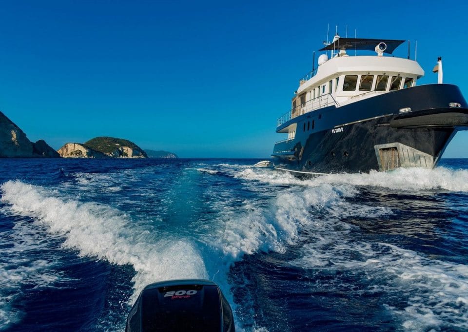 location-yacht-charter-MY-indian-Italy