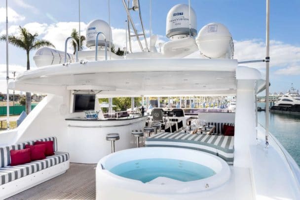 location-yacht-charter-MY-julia-dorothy-Bahamas-Miami