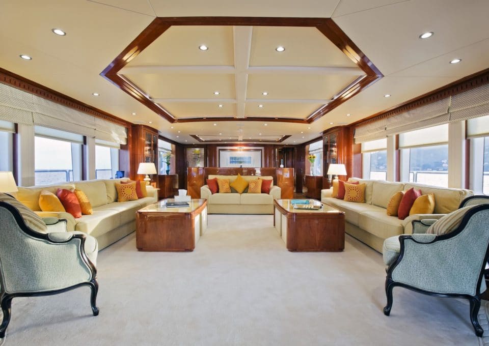 location-yacht-charter-MY-marina-wonder-Majesty