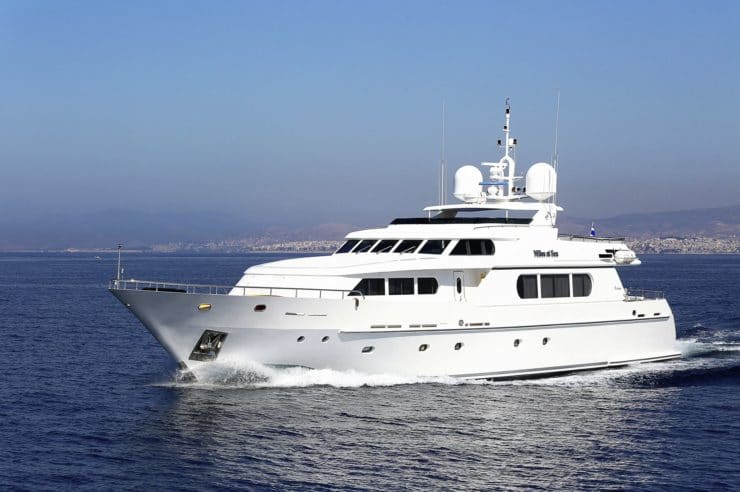 location-yacht-charter-MY-milos-at-sea-greece