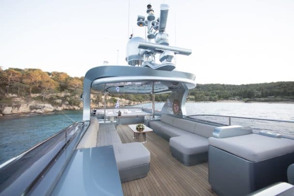 location-yacht-charter-MY-princess-l-Greece-Toys