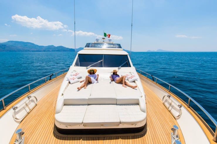 location-yacht-charter-MY-riviera-Italy