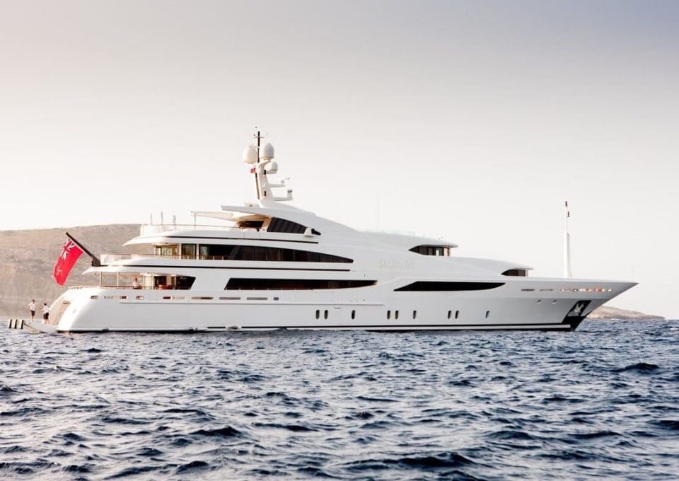 location-yacht-charter-MY-st-david-Benetti-60m