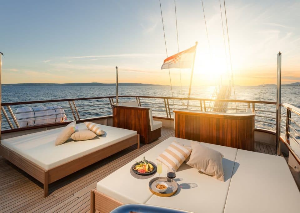 Yacht-Charter-S-Y-Son-De-Mar