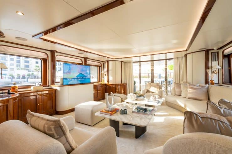 yacht-charter-m-y-dxb