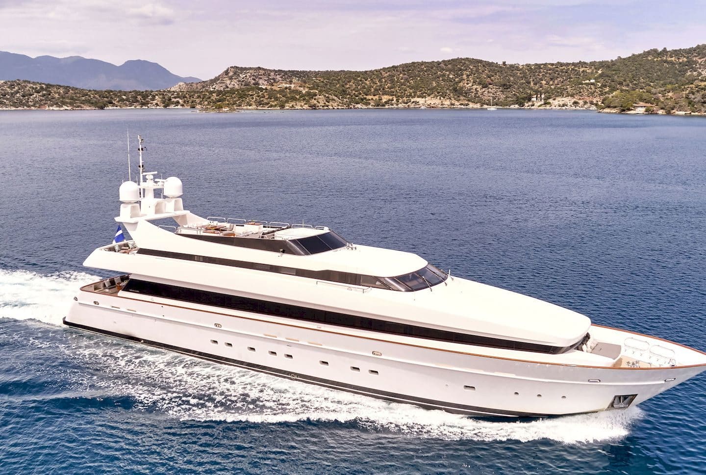 M/Y ELEMENT | Charter with Arthaud Yachting yacht-charter-m-y-element