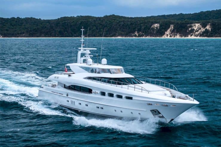 yacht-charter-m-y-impulsive