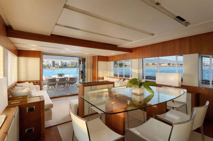 yacht-charter-m-y-questa-e-vita