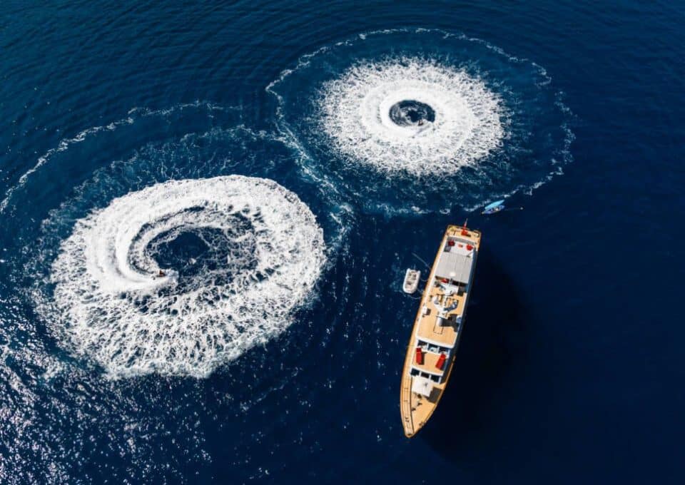 yacht-charter-m-y-tempest-ws