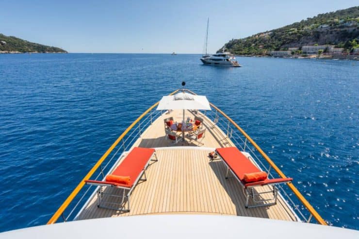 yacht-charter-m-y-tempest-ws