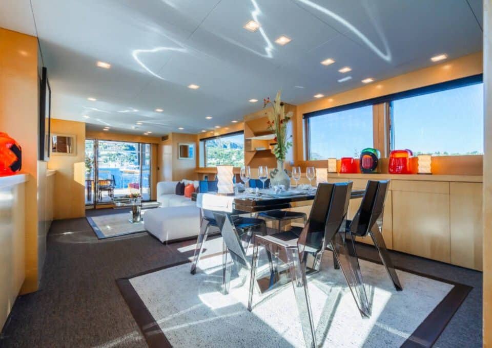 yacht-charter-m-y-tempest-ws