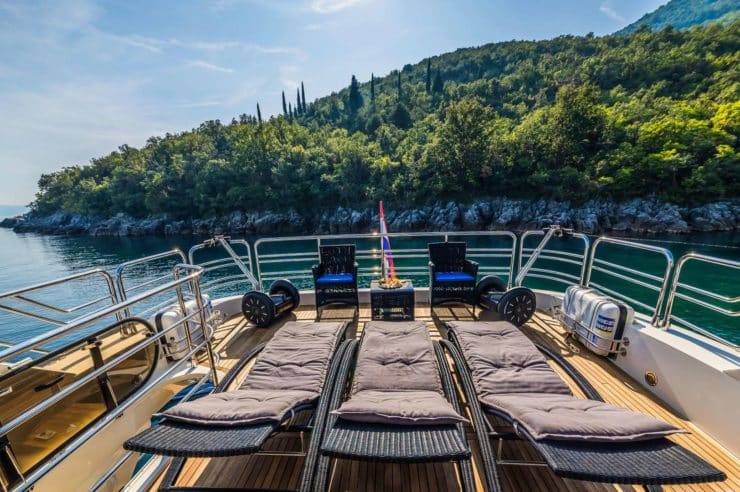 yacht-charter-m-y-the-best-way