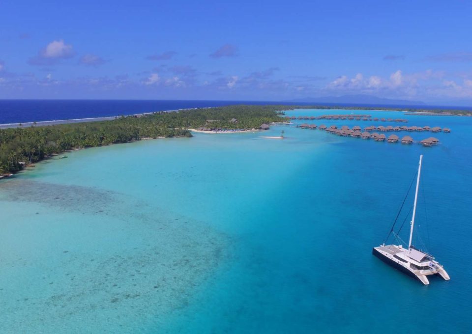 location-catamaran-yacht-charter-SY-levante-Fiji