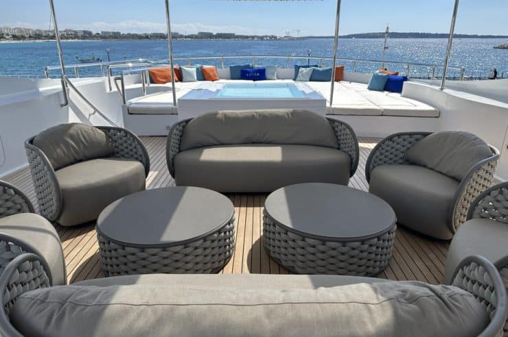 yacht-charter-MY-Luisa-Cannes-French-Riviera