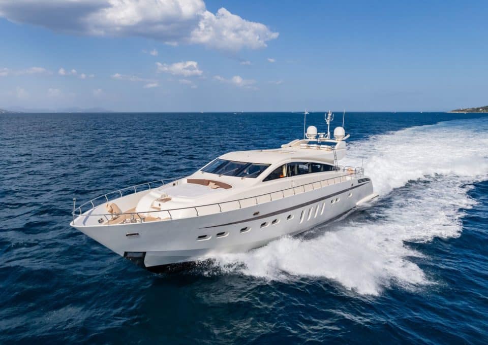 Yacht-charter-ECLAT_31