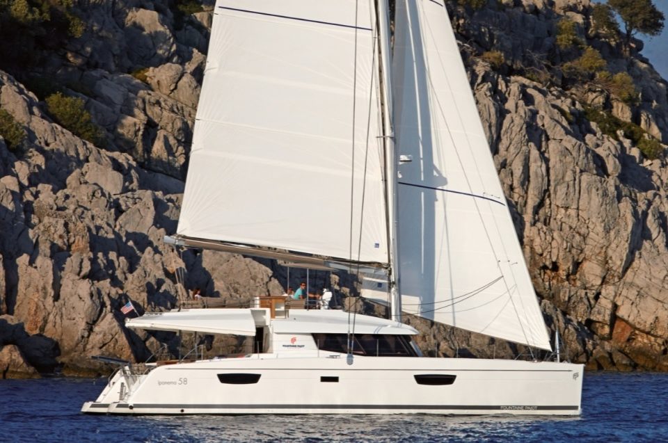 location-catamaran-yacht-charter-SY-ipanema-58-saint-tropez