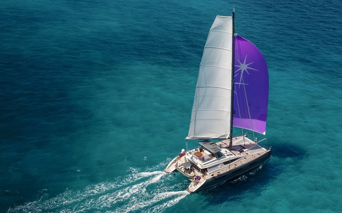 location-catamaran-yacht-charter-SY-namaste-French-polynesia