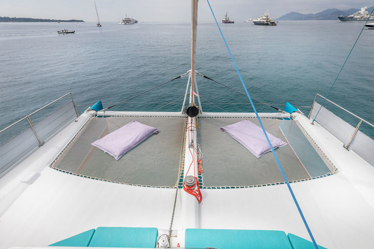 location-catamaran-yacht-charter-SY-winner-saint-tropez