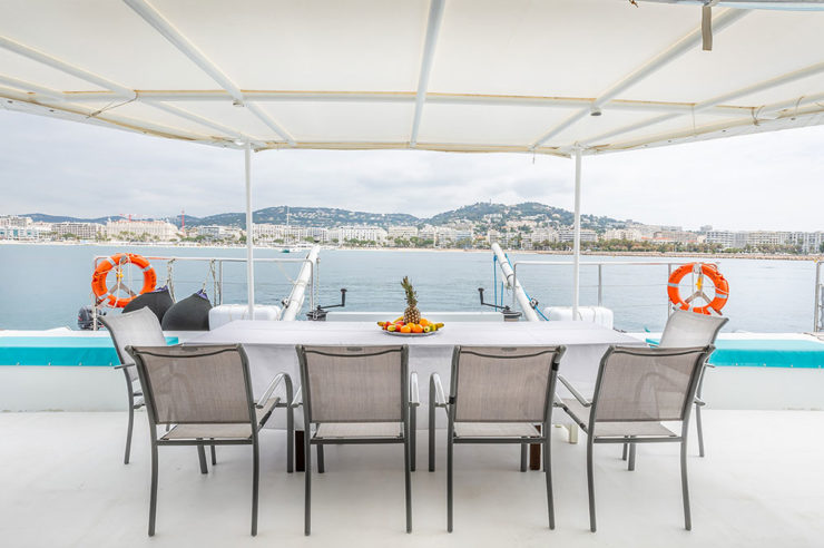 location-catamaran-yacht-charter-SY-winner-saint-tropez