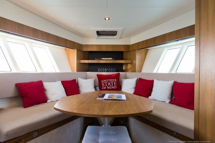 location-yacht-charter-MY-absolute-40-cannes-france