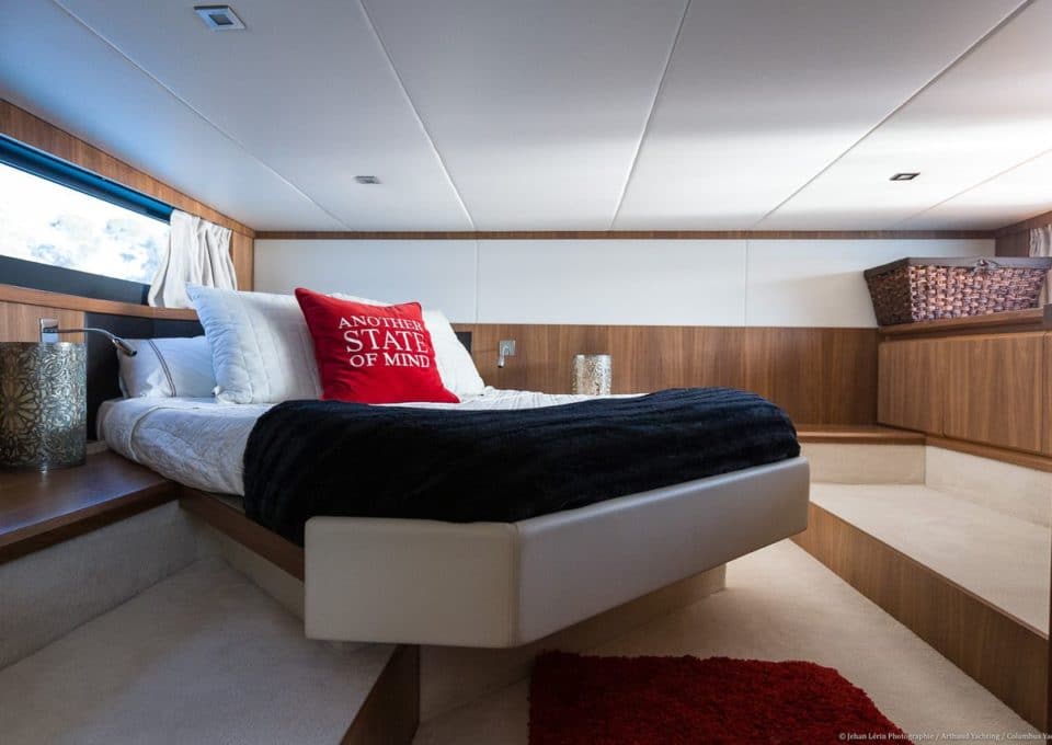 location-yacht-charter-MY-absolute-40-cannes-france