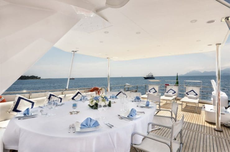 location-yacht-charter-MY-antisan-Cannes