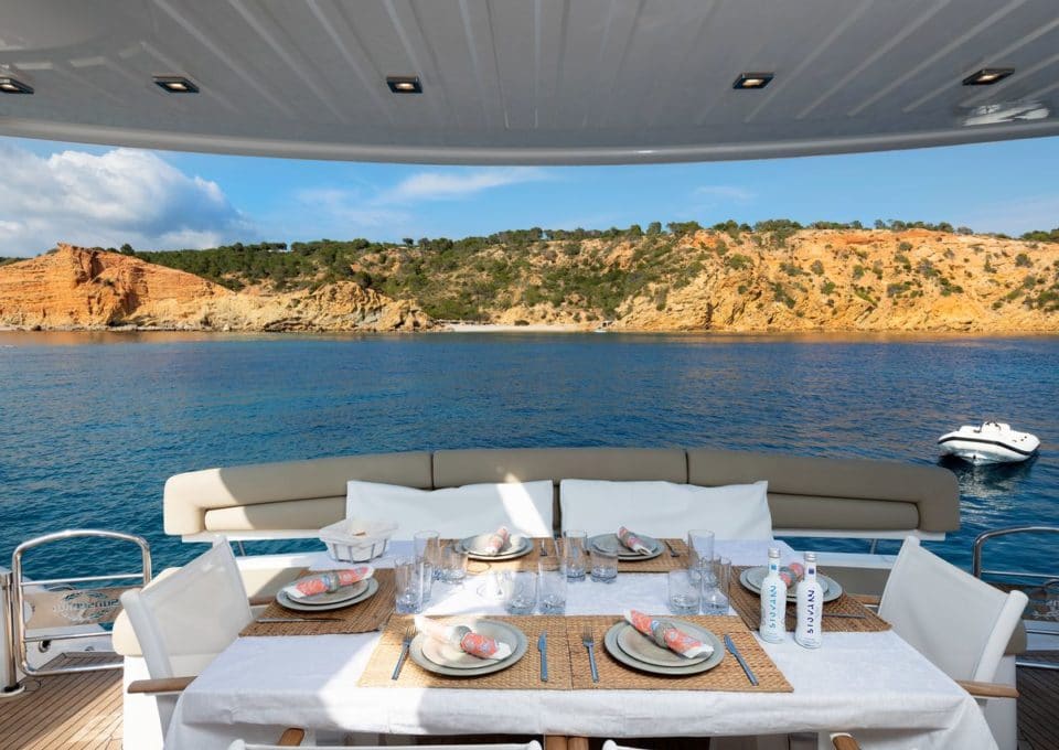 location-yacht-charter-MY-cala-di-luna-Spain