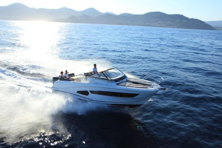 location-yacht-charter-MY-cap-camarat-10.5-cannes