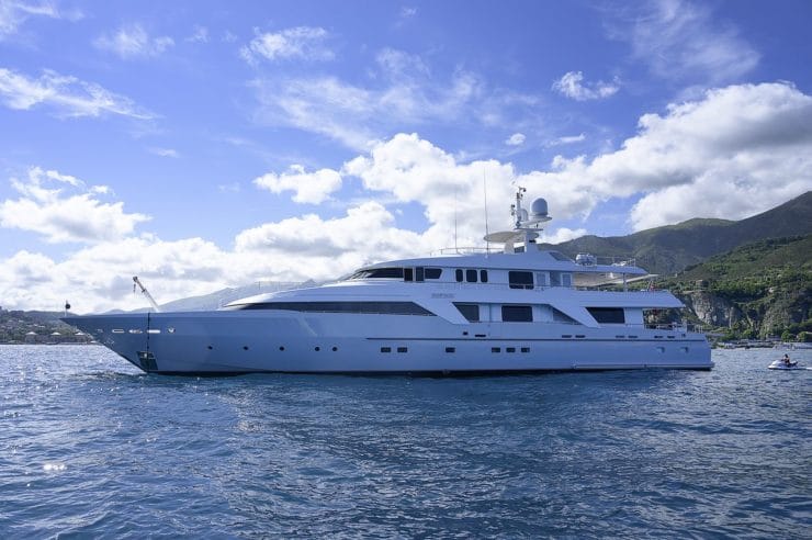 location-yacht-charter-MY-deep-blue-II-Italy-Spain-France