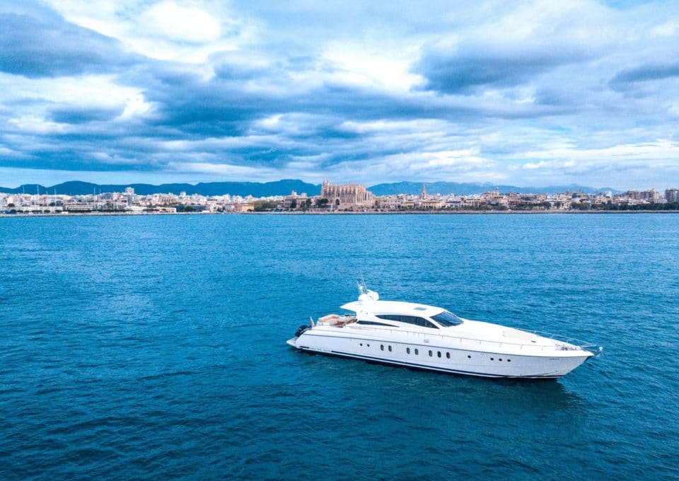 location-yacht-charter-MY-double-palma-mallorca
