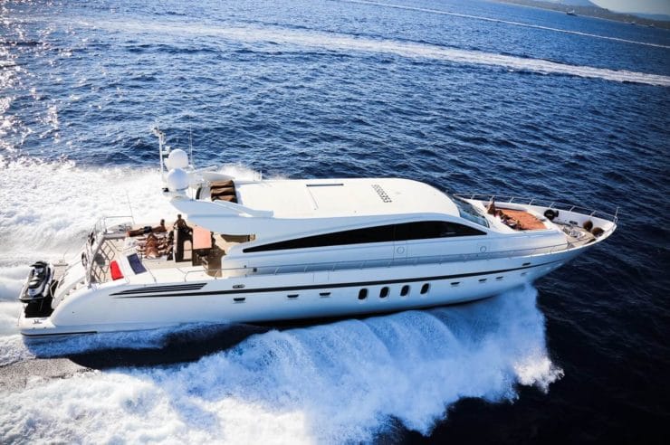 location-yacht-charter-MY-eclat-st-tropez