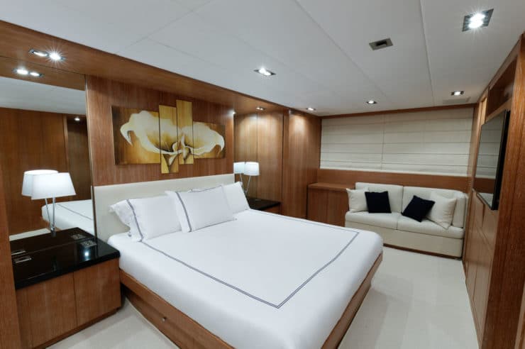 location-yacht-charter-MY-eva-Bahamas